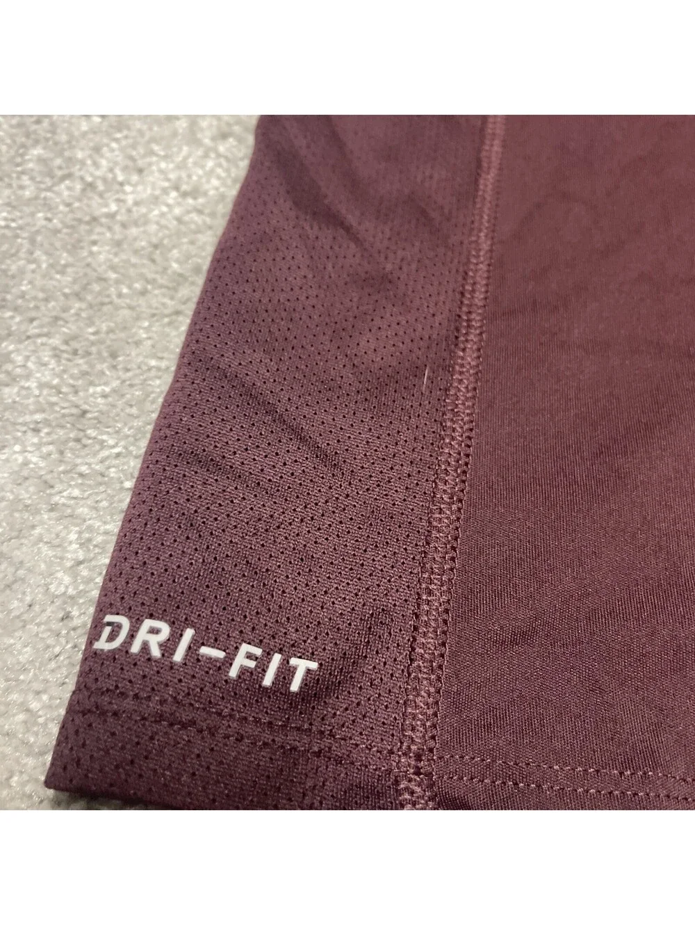 nike running shirt medium